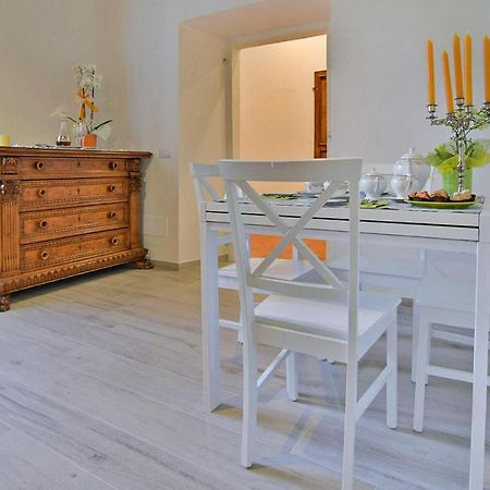 1 Bedroom Gorgeous Apartment In Ареццо Екстер'єр фото