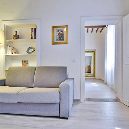 1 Bedroom Gorgeous Apartment In Ареццо Екстер'єр фото