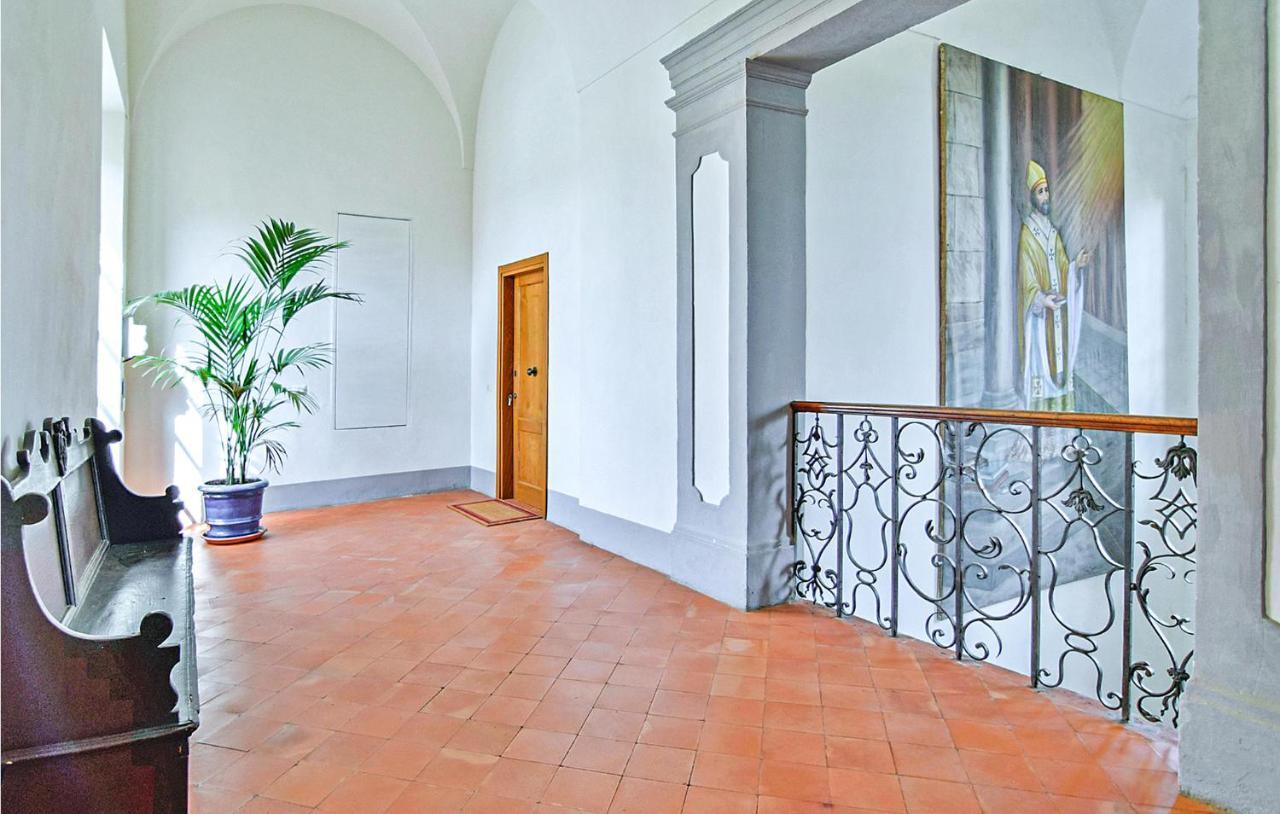 1 Bedroom Gorgeous Apartment In Ареццо Екстер'єр фото